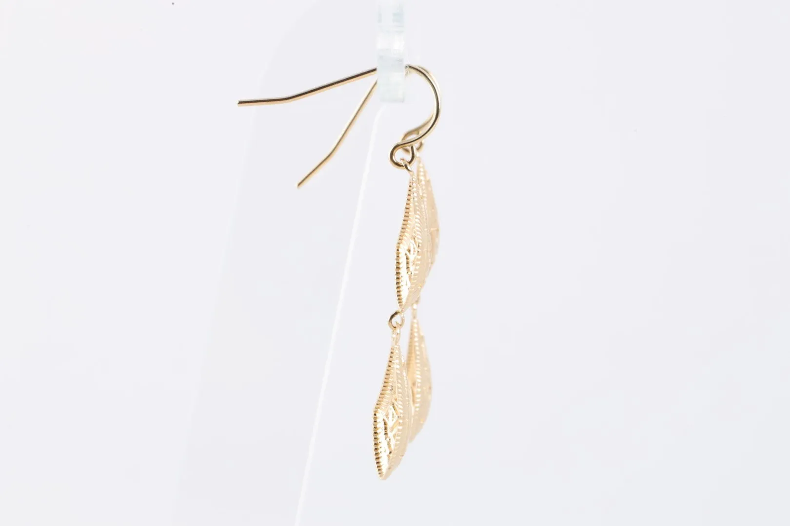 14k Yellow Gold Dangle Earrings (3.00g.)