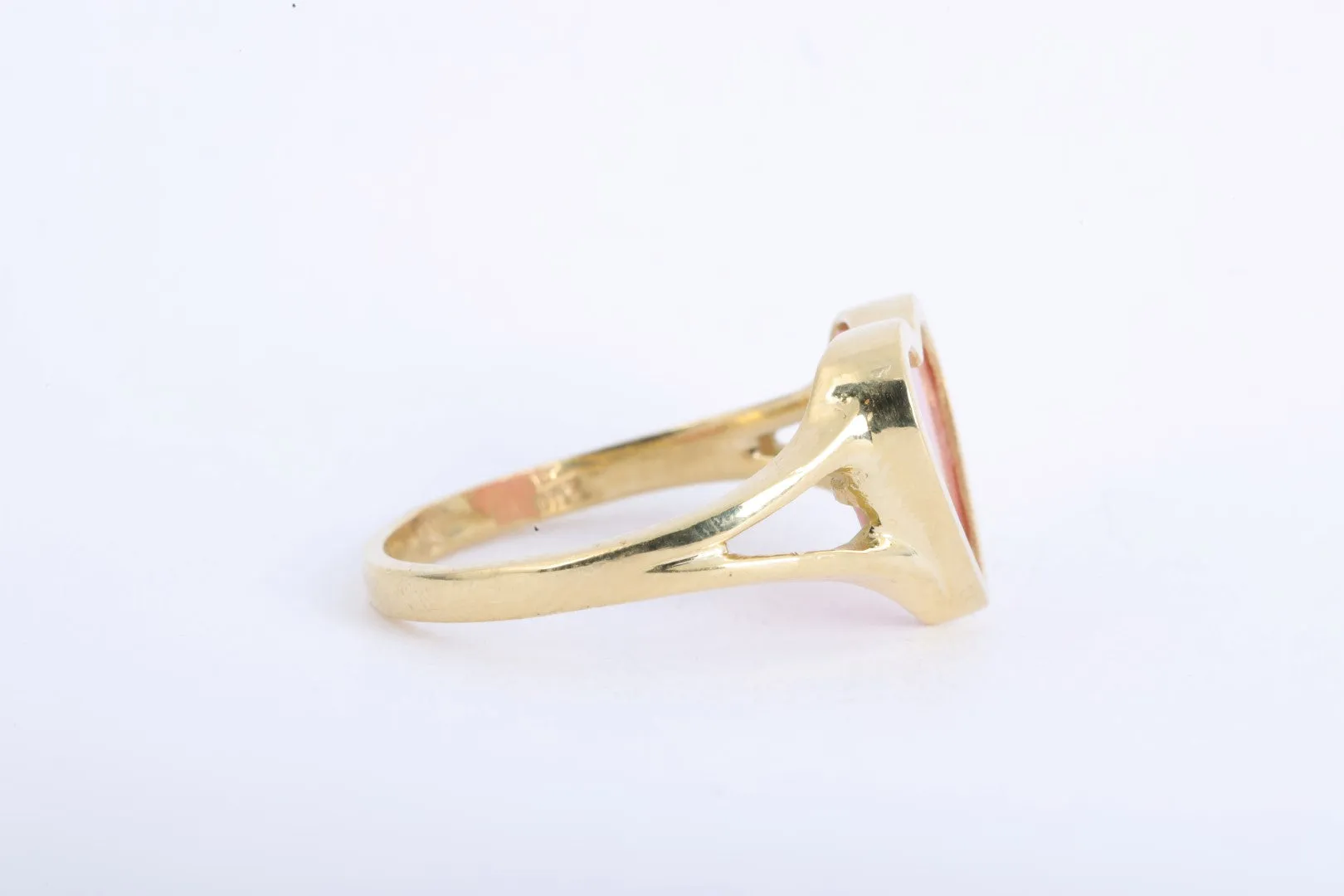 18k Yellow Gold Rhodochrosite Inlay Heart Ring Size 6.5 (3.34g.)