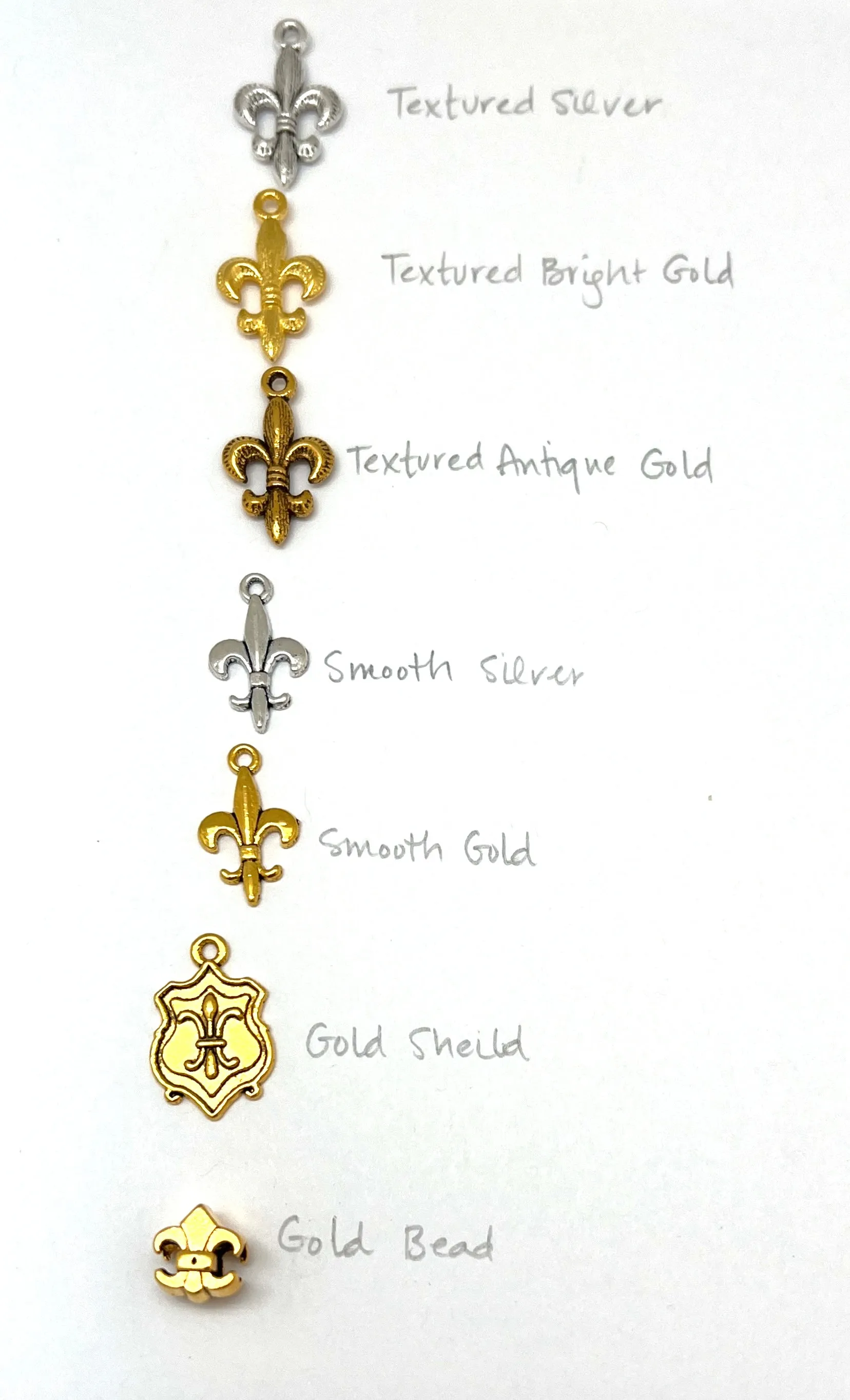 Fleur De Lis Charms - 20pcs