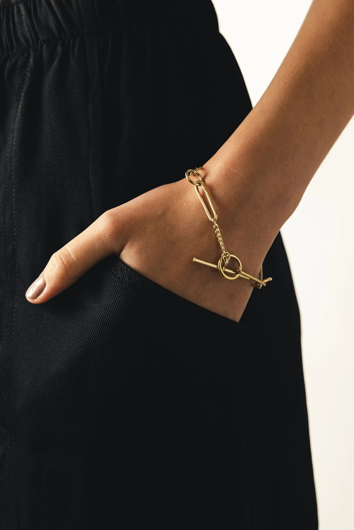 Fob Bracelet | Gold