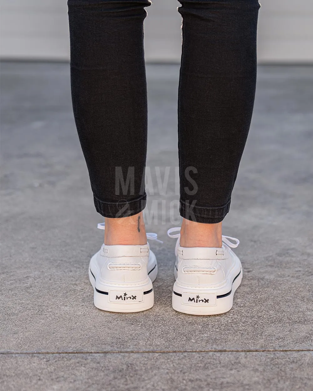 Minx Saylor White Leather Casual