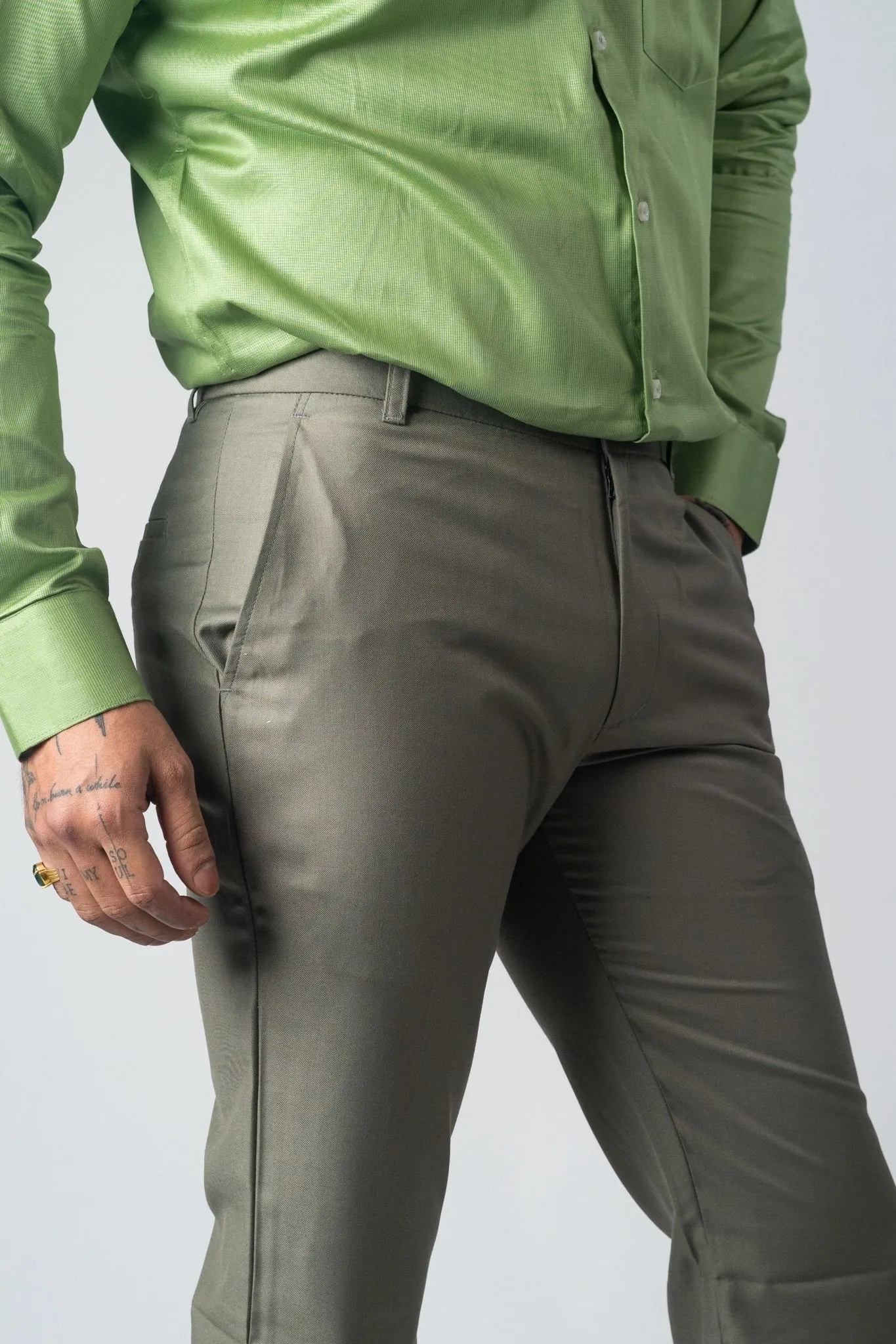 Olive Green Color Blend Cotton Pant For Men