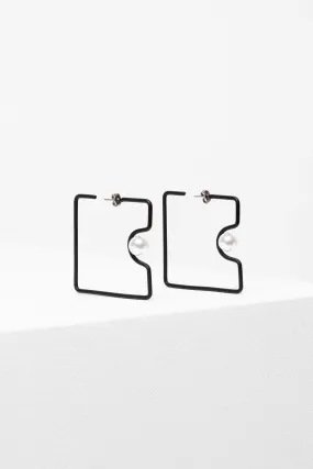 Osta Earring