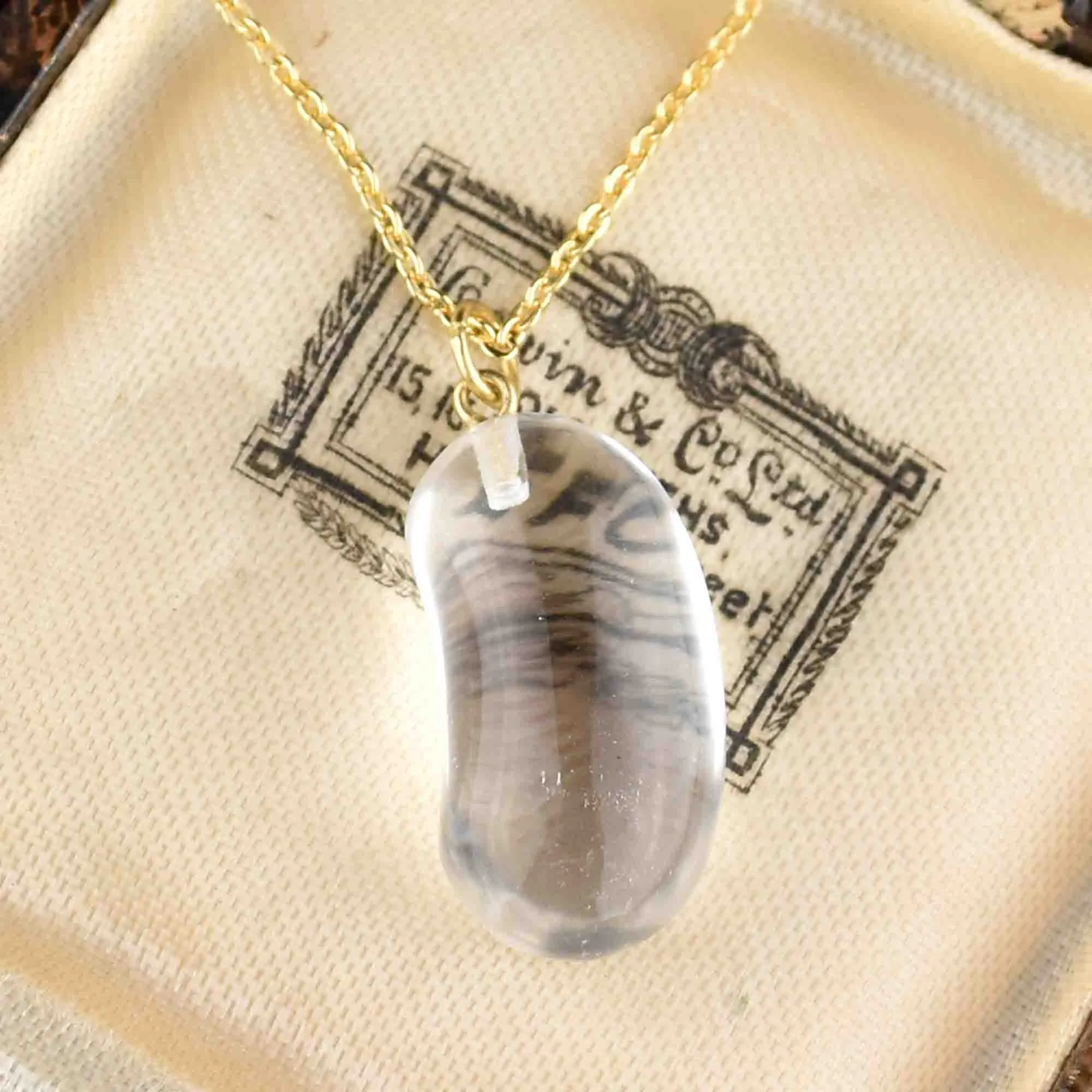 Vintage 18K Gold Quartz Bean Pendant Necklace