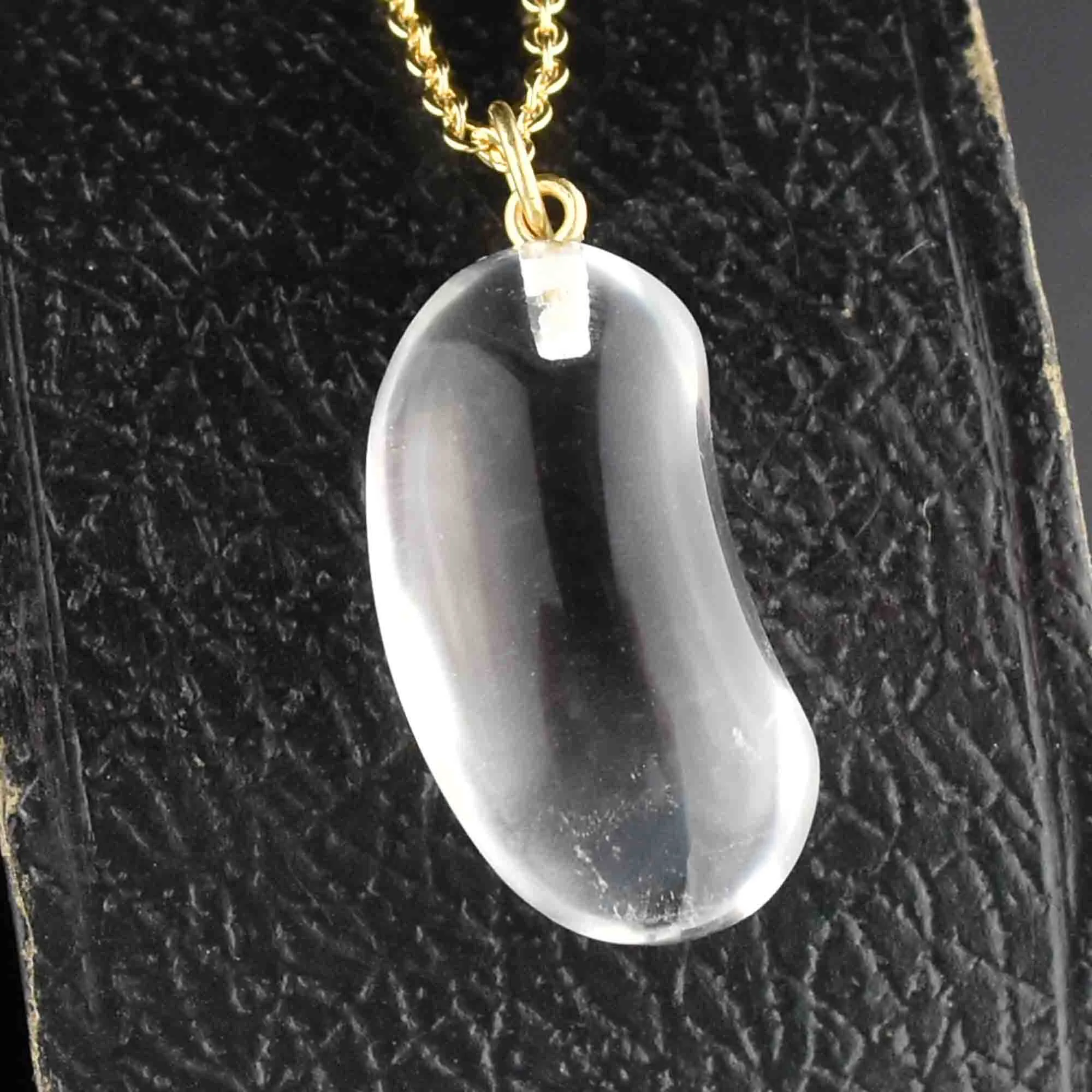 Vintage 18K Gold Quartz Bean Pendant Necklace